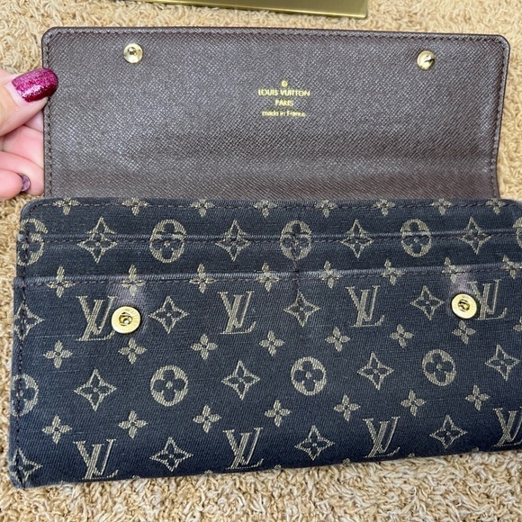 Louis Vuitton Mini Lin Sarah Brown Monogram Long Wallet 2007 - Picture 10 of 13